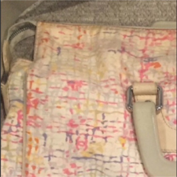 💕Chanel💕 multicolor rare retired clover, XL tote - Picture 7 of 16